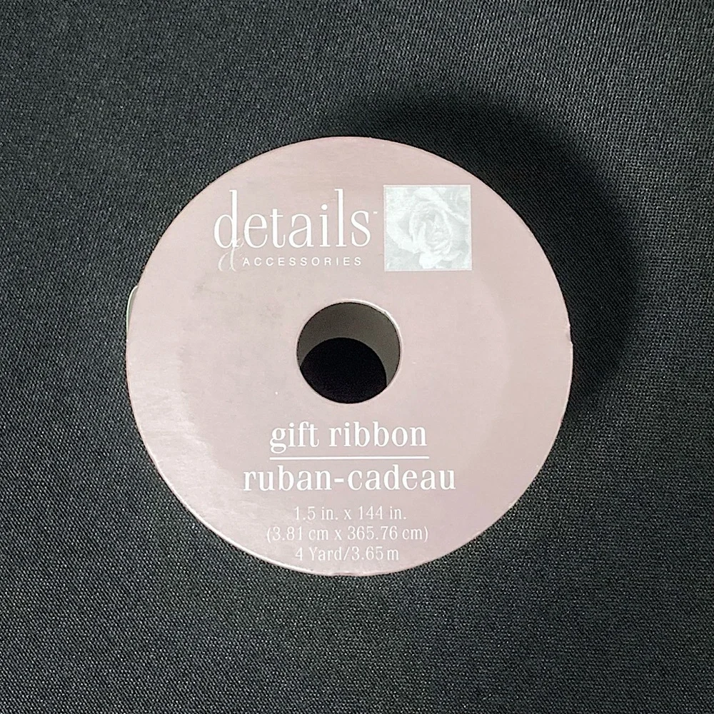 ⭐️ Details Accessories Pearl White Paisley Gift Ribbon 1.5” x 144”